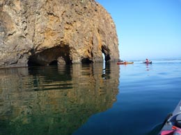 Figure 4a. Caves north of Scorpion Cove. Best accessed at high tide.