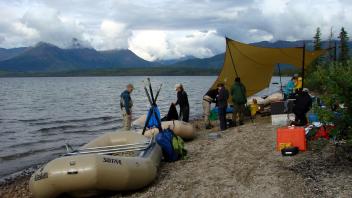 Kobuk 2008 Camp 01 Walker Lake