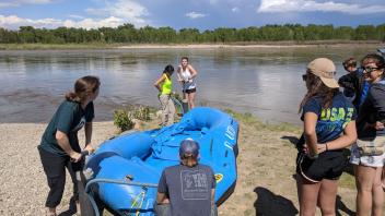 Teamwork pumping up the boats (Photo_ Sam Winter)